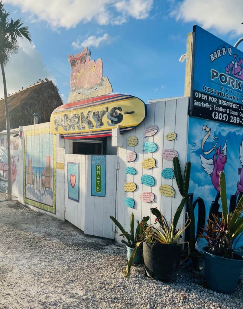 exterior view of porky's bayside in marathon florida