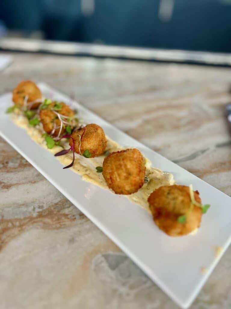 Plate of crab cakes